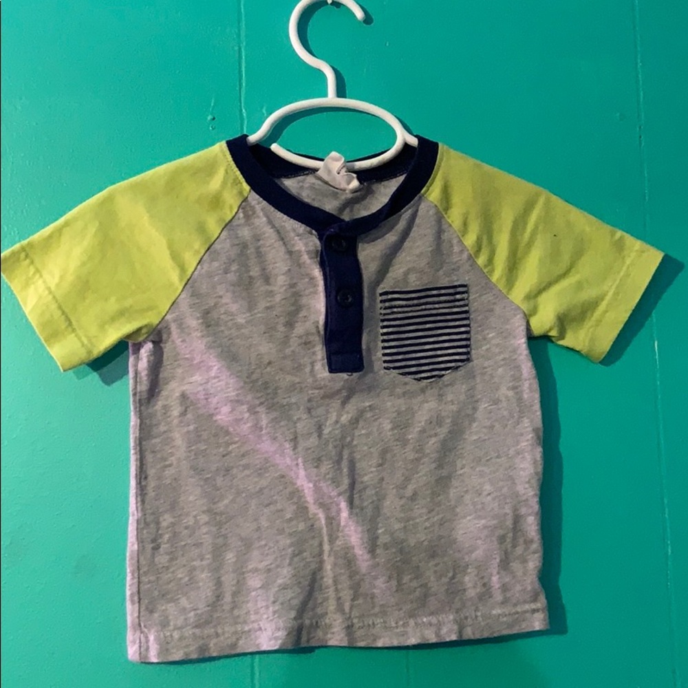 Tee shirt